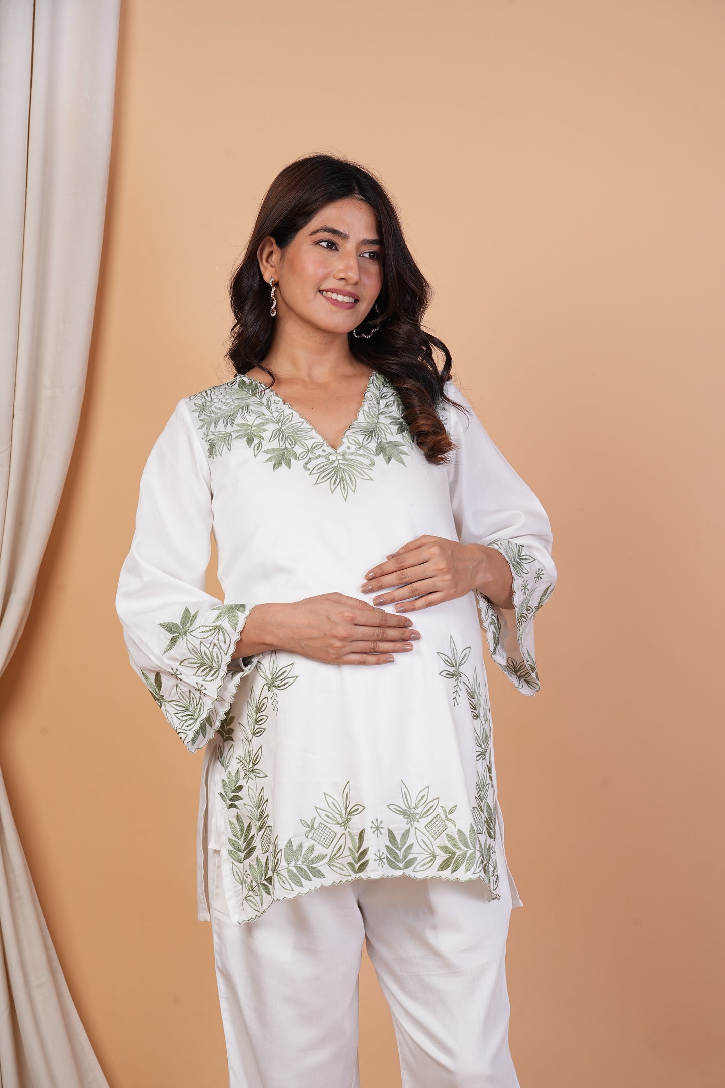 Janaki Jeevan Hand Embroidered Maternity Co-ord Set