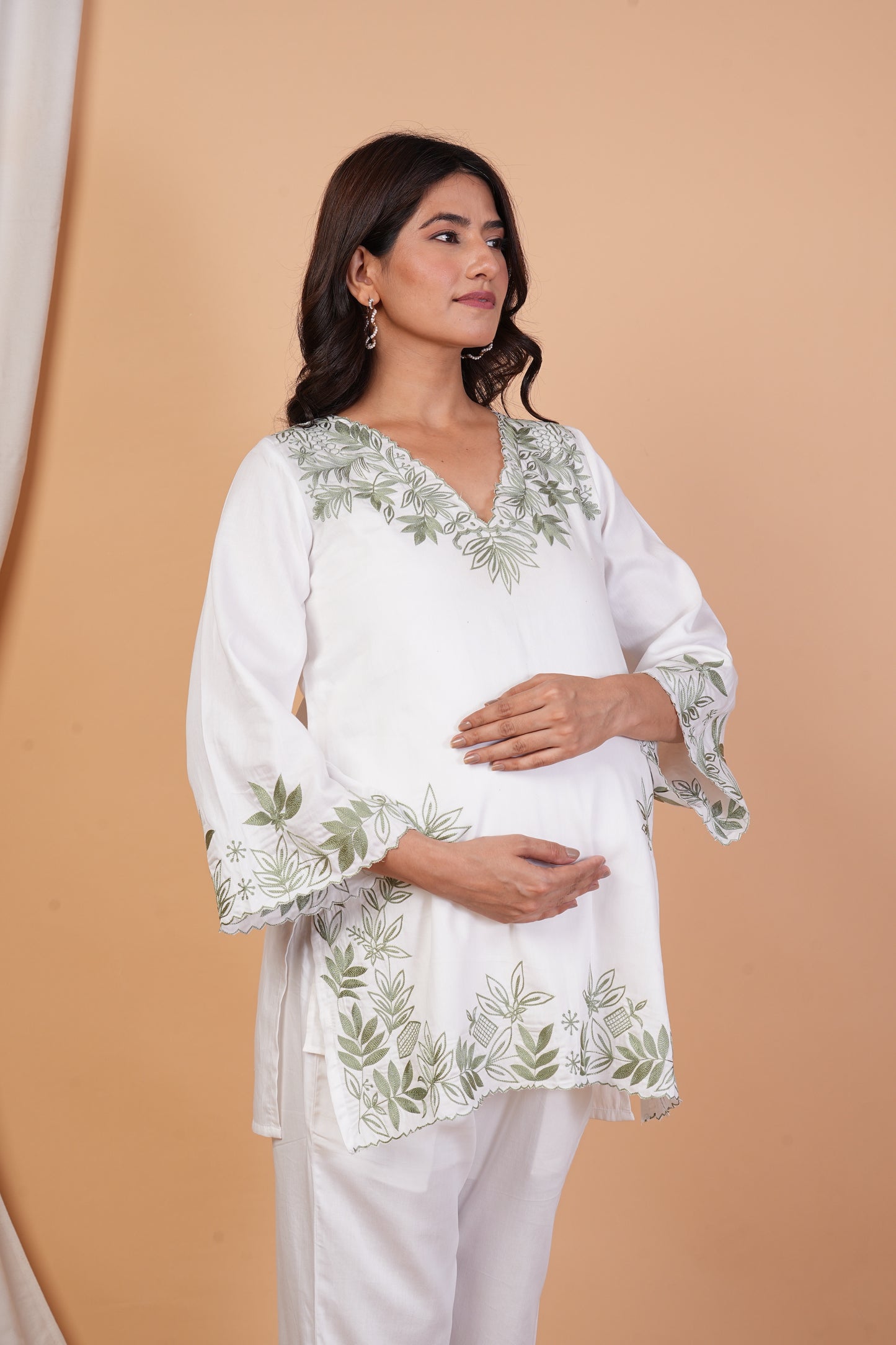 Janaki Jeevan Hand Embroidered Maternity Co-ord Set