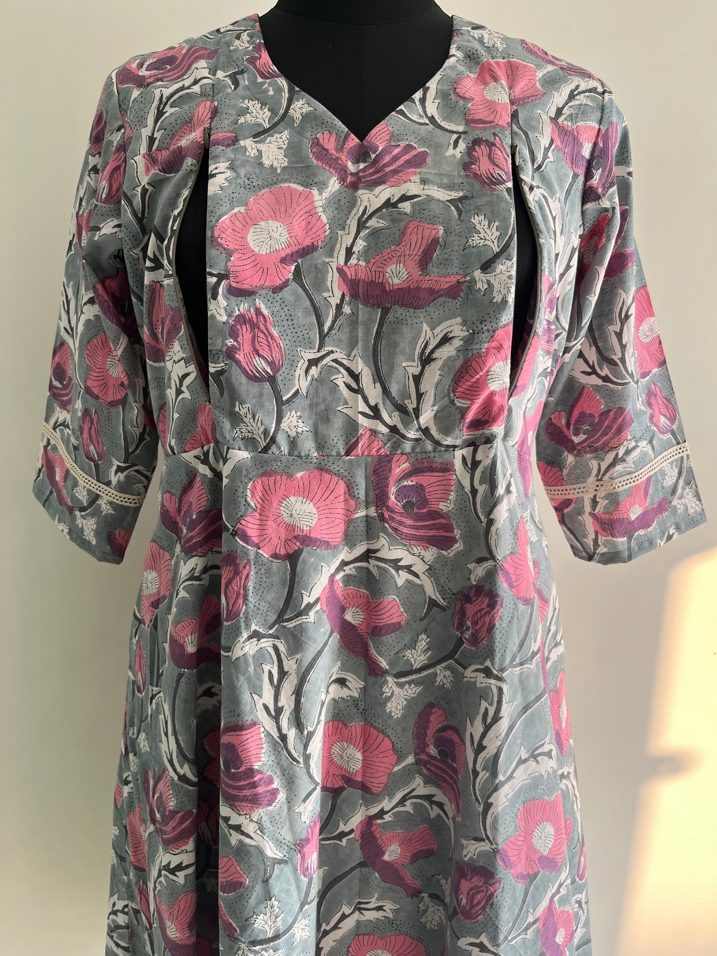 Karuna Nidhaan Cotton Twin Zip Nursing Kurti