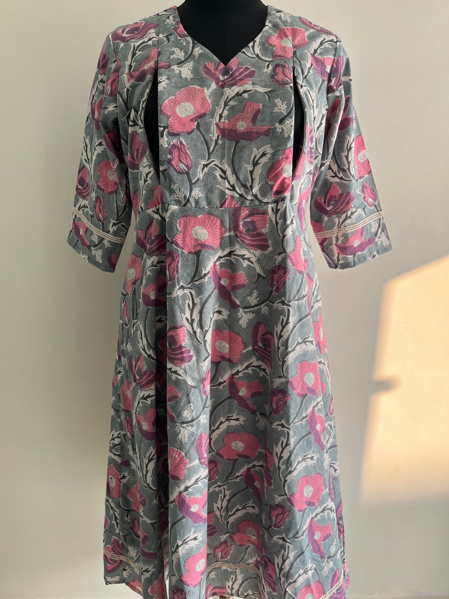 Karuna Nidhaan Cotton Twin Zip Nursing Kurti