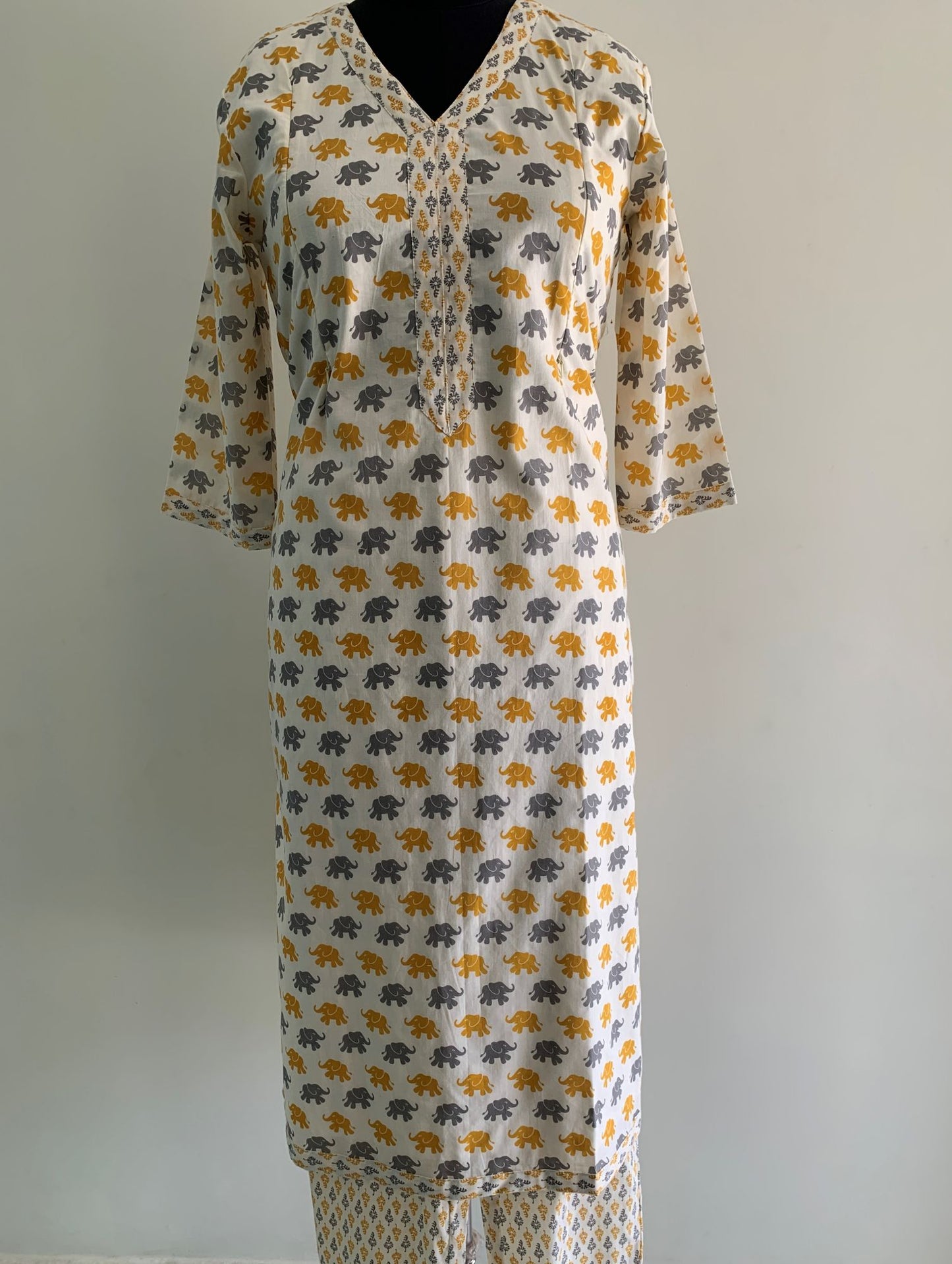 Gaja-vesh Twin Zip Nursing Kurta - Pant Set