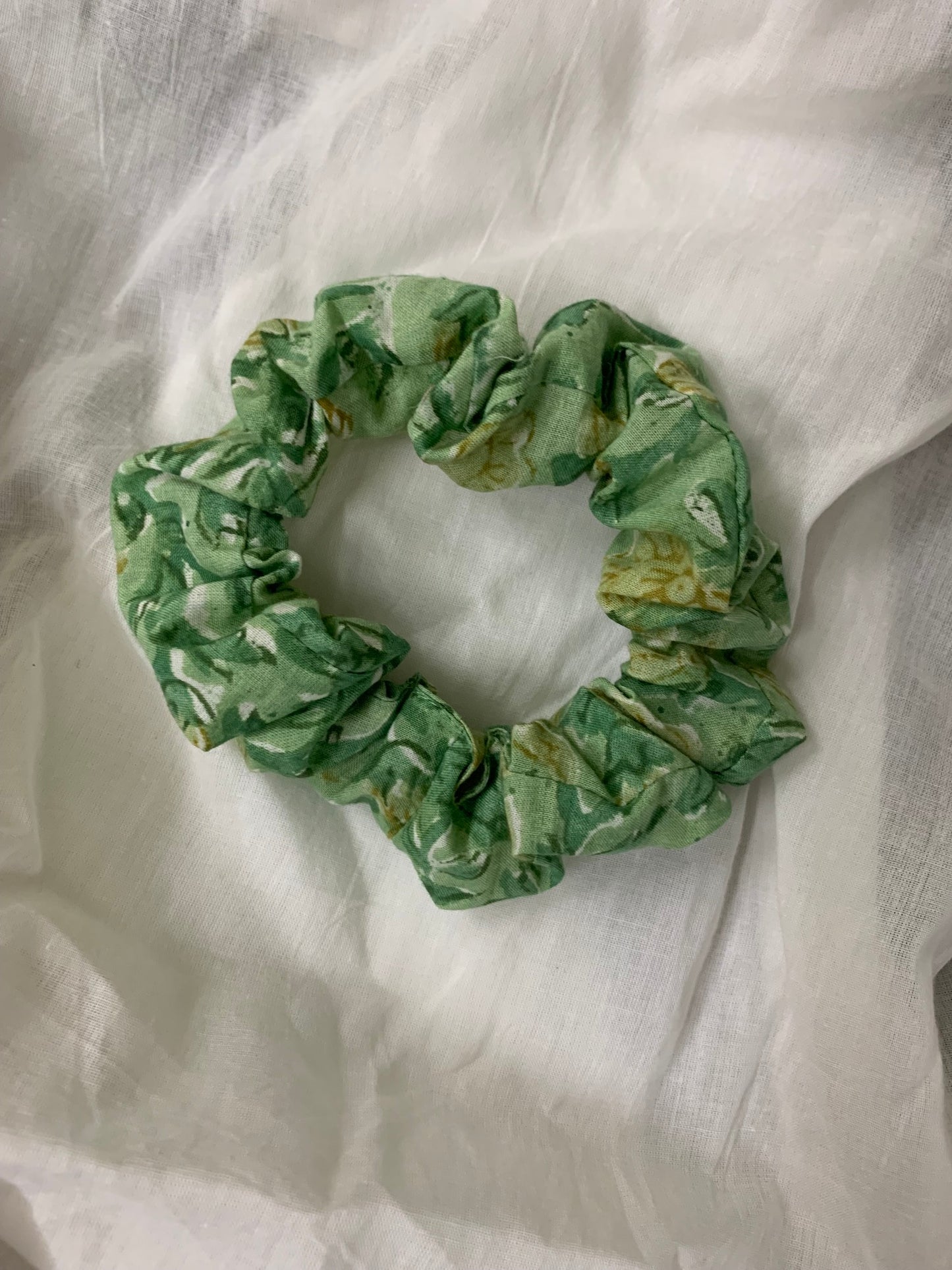 Harika Scrunchie