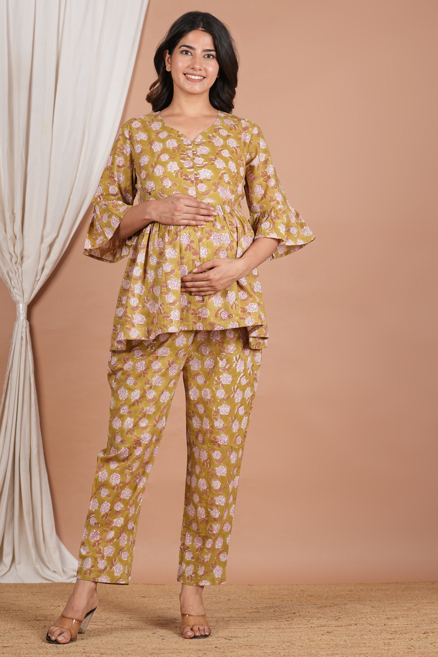 Gaur Hari Nursing Top - Pant Set