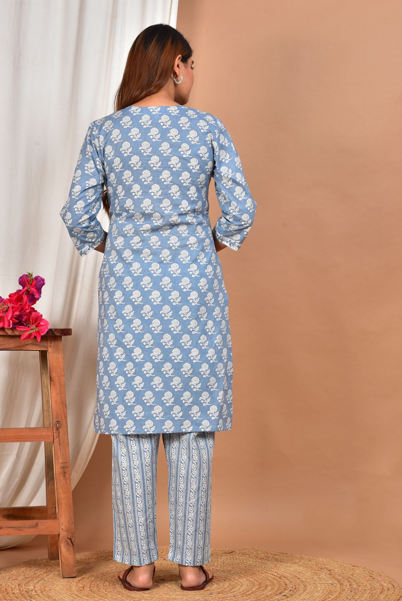 Hari-Sharan Nursing Suit Set M Size